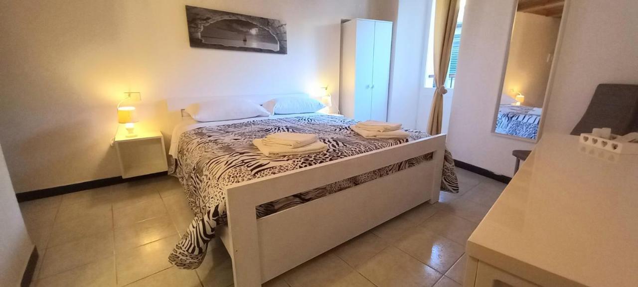 Chiara Rooms Vernazza Exterior photo